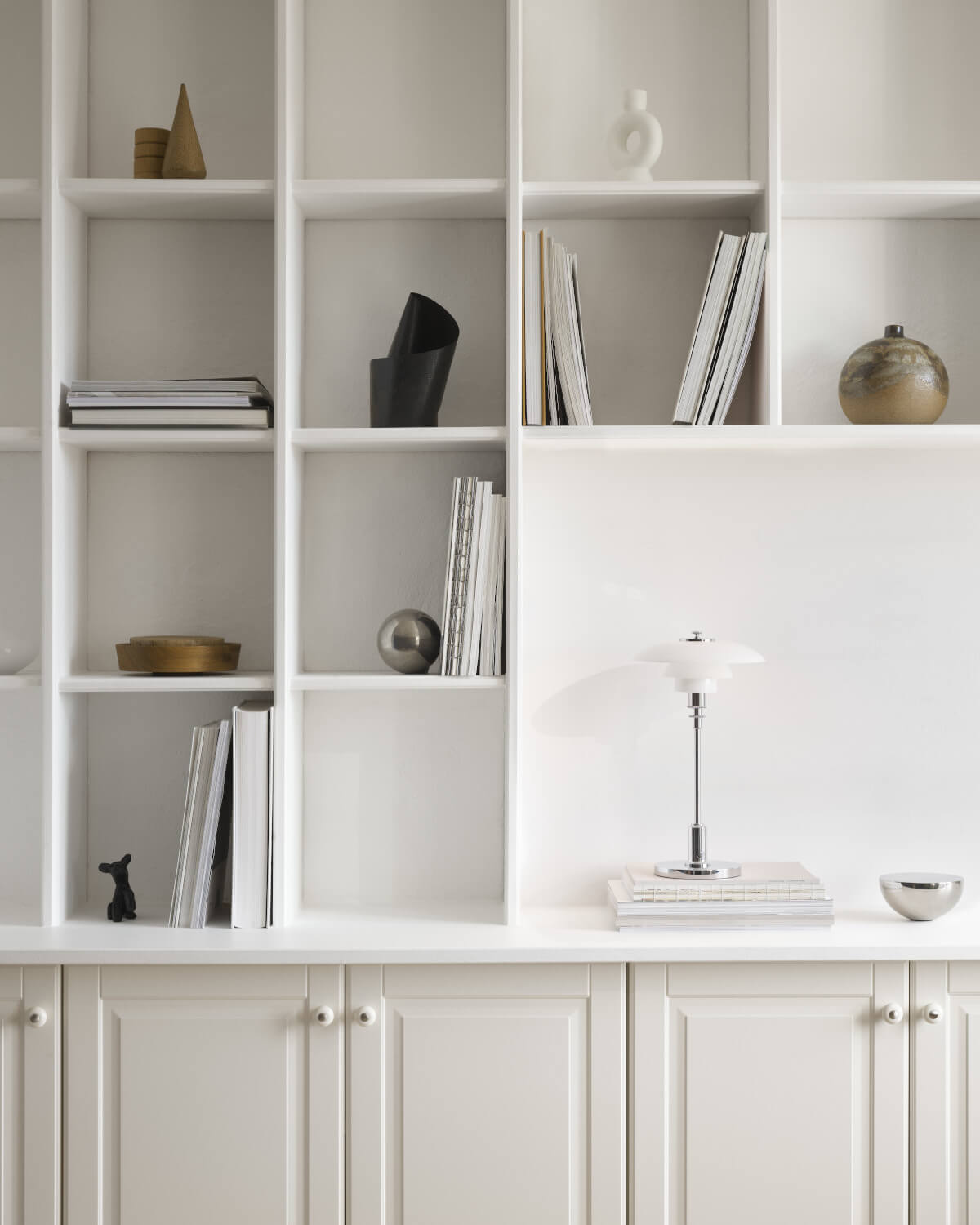 PH 2/1 Portable Tischleuchte von Louis Poulsen, handlich, mobil und ideal für flexibles Ambientelicht.