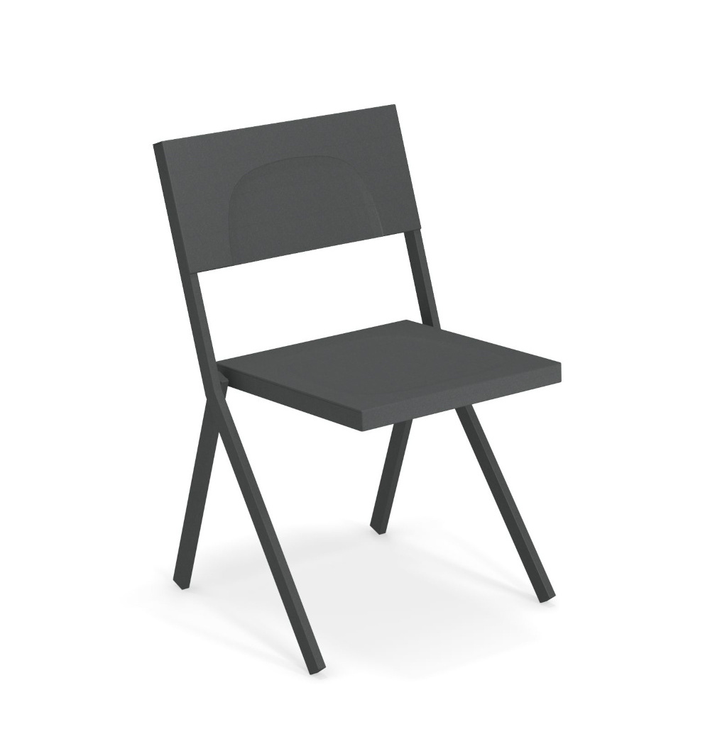 Mia Gartenstuhl, antikeisen