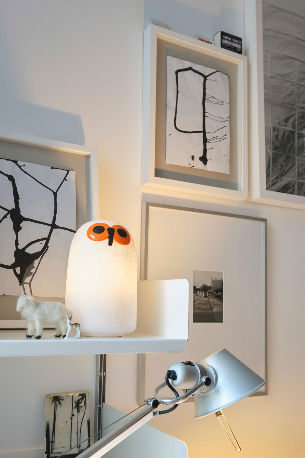 Moderne Magis Linnut Sulo S LED-Leuchte, klar designte Form, hochwertig verarbeitet – ideal für stilvolles Ambiente