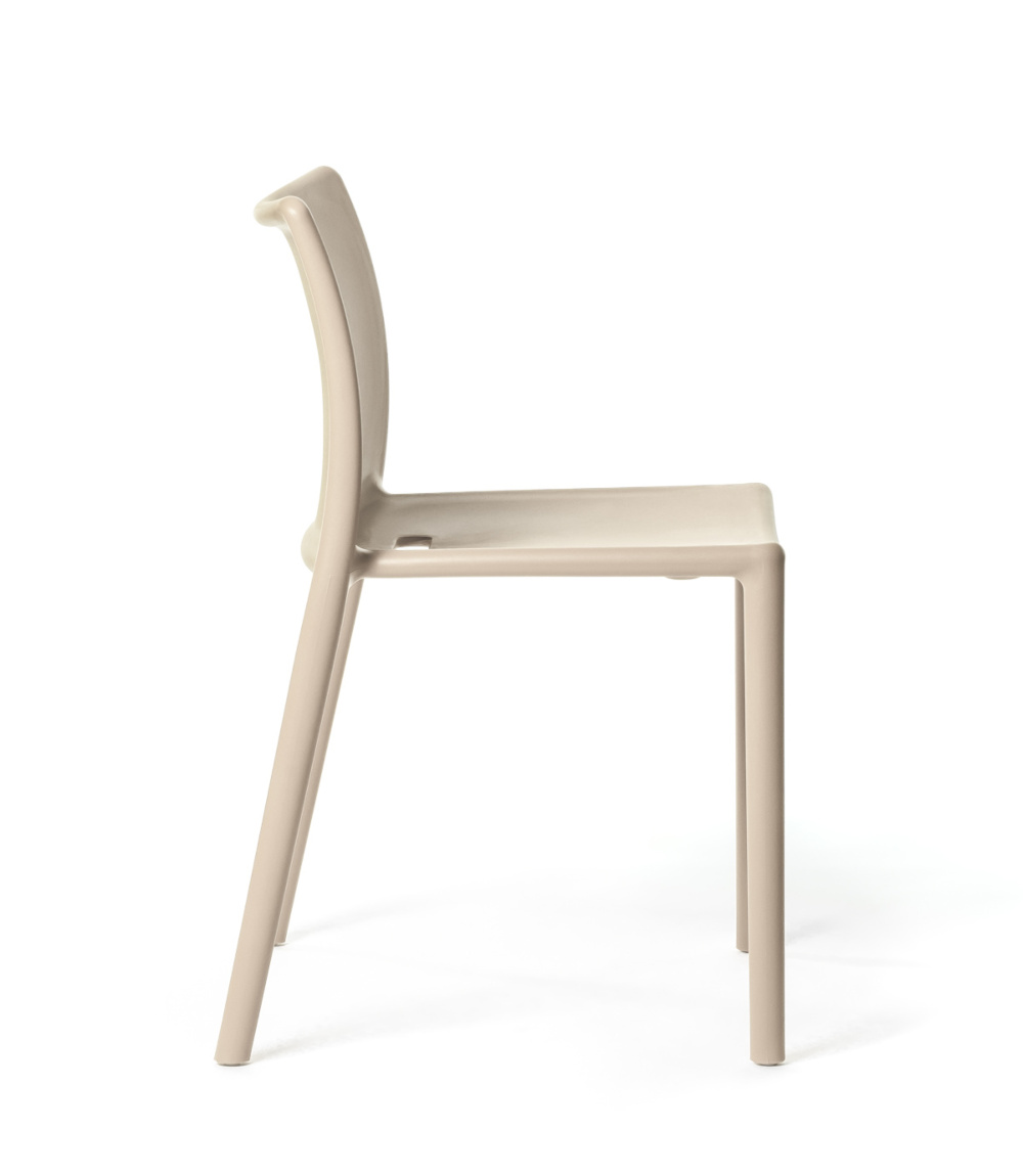 Magis Air-Chair beige – italienischer Design-Armlehnstuhl Magis Air-Chair beige, italienisches Design, ergonomischer Armlehnstuhl, komfortabel, modern, langlebig