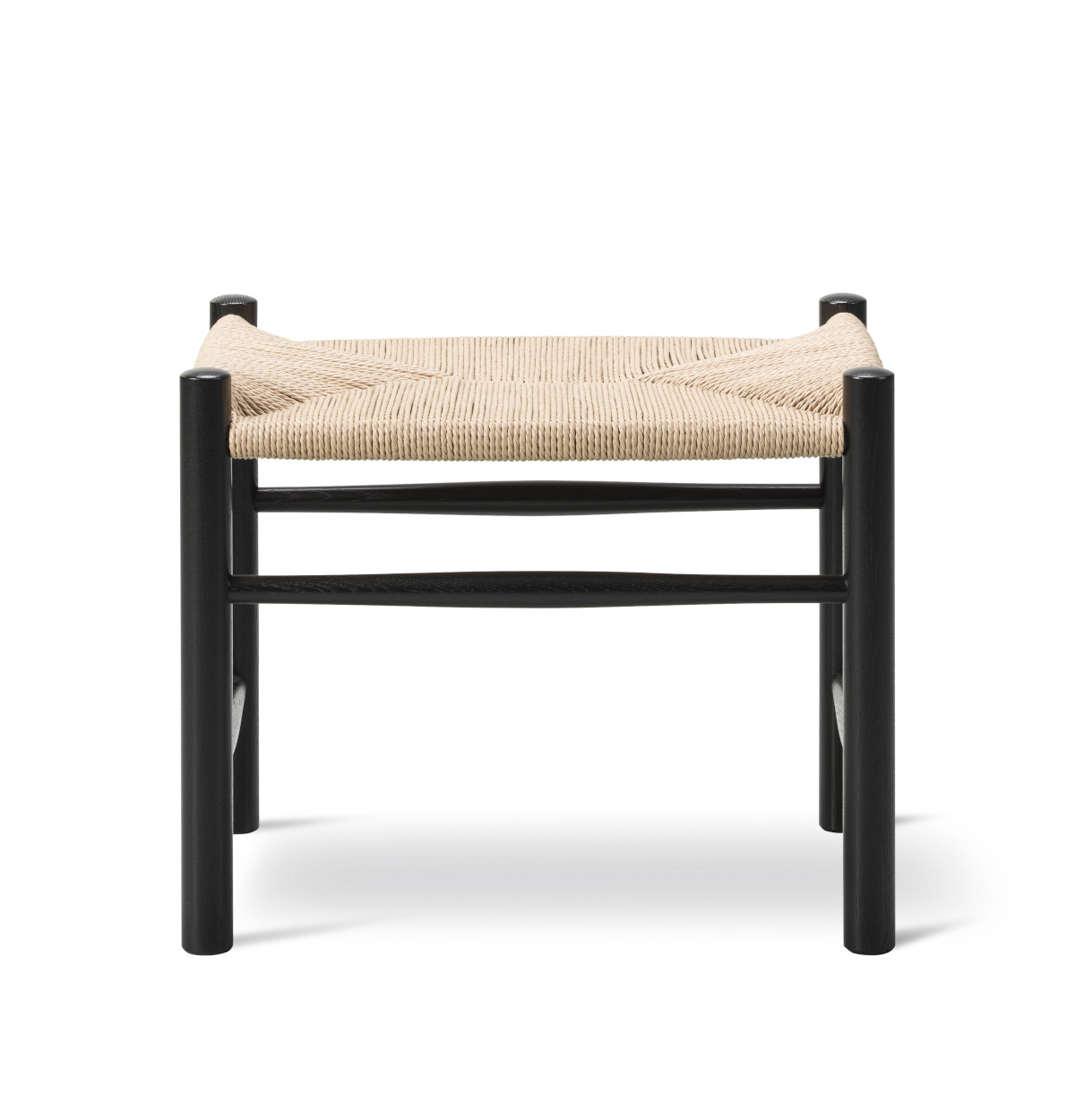 Wegner J16 Stool, eiche schwarz lackiert / naturgeflecht Wegner J16 Stool, eiche schwarz lackiert / naturgeflecht