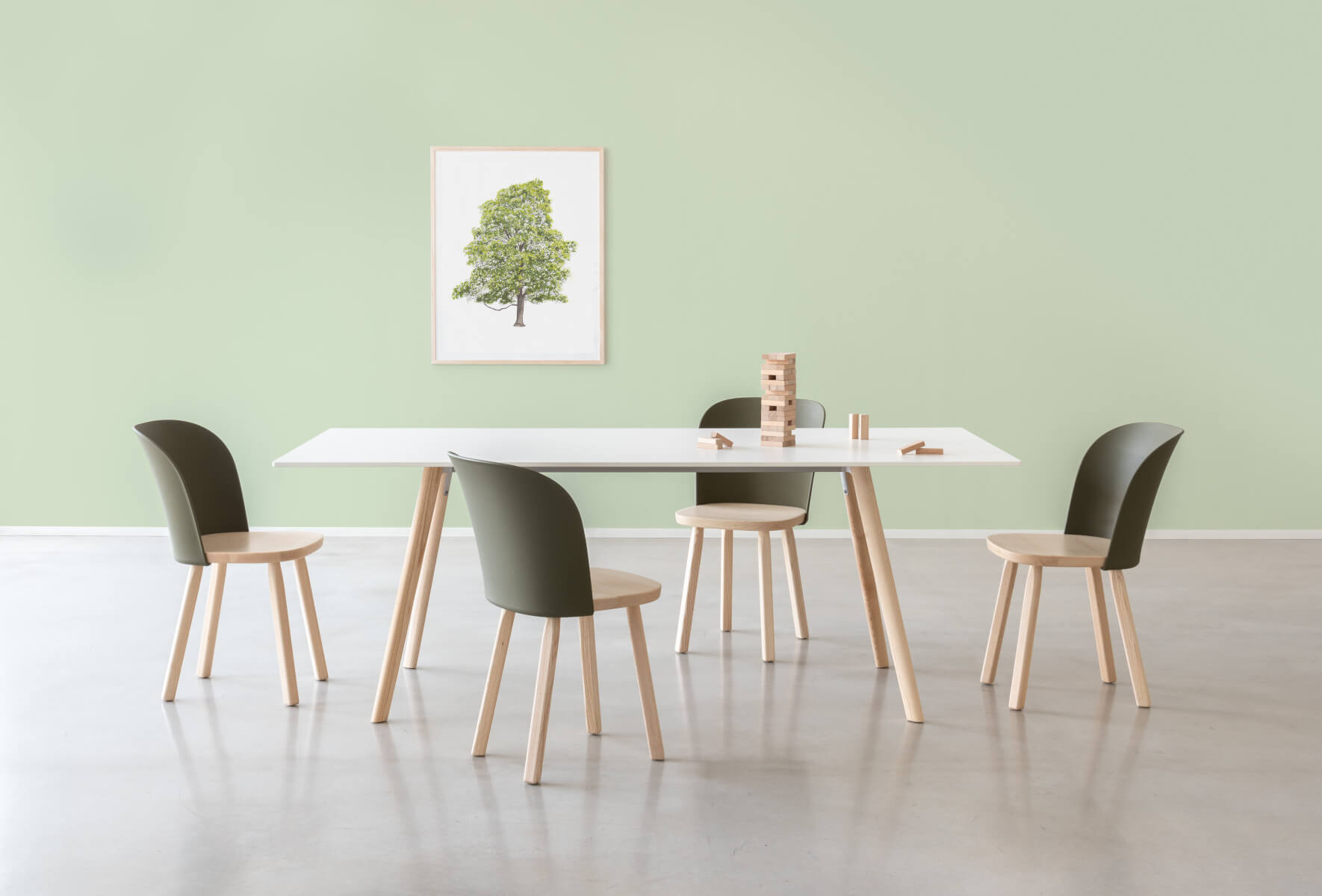 Magis Alpina Stuhl im skandinavischen oder italienischen Wohnbereich, leicht, ergonomisch und hochwertig – elegantes Design