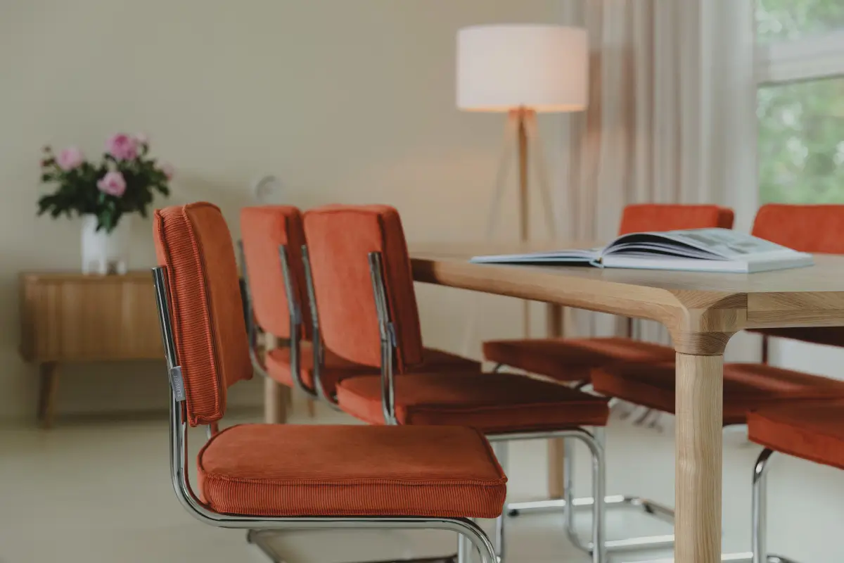 zuiver-ridge-kink-rib-freischwinger-orange.webp?width=3000