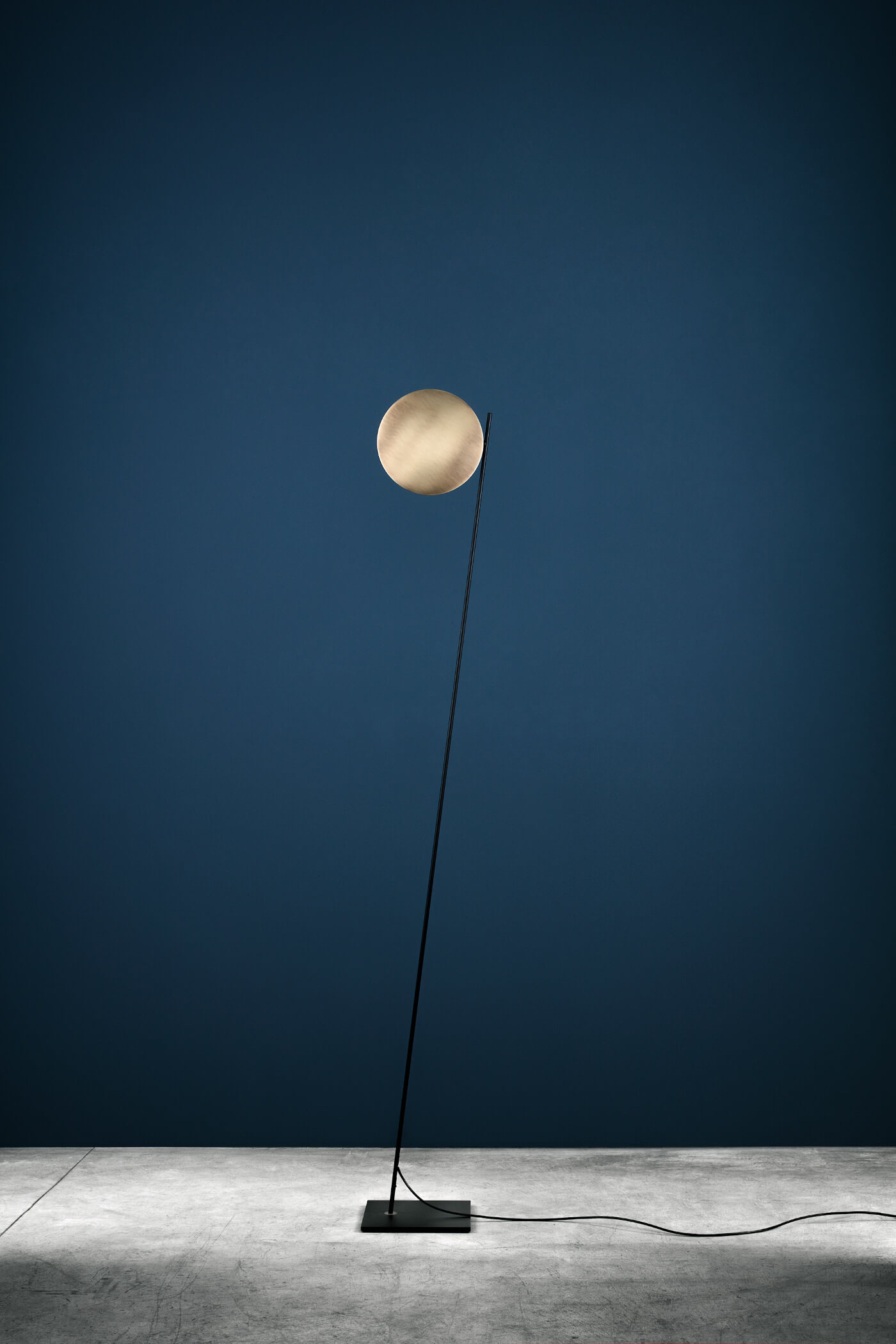 Lederam F0 Stehleuchte