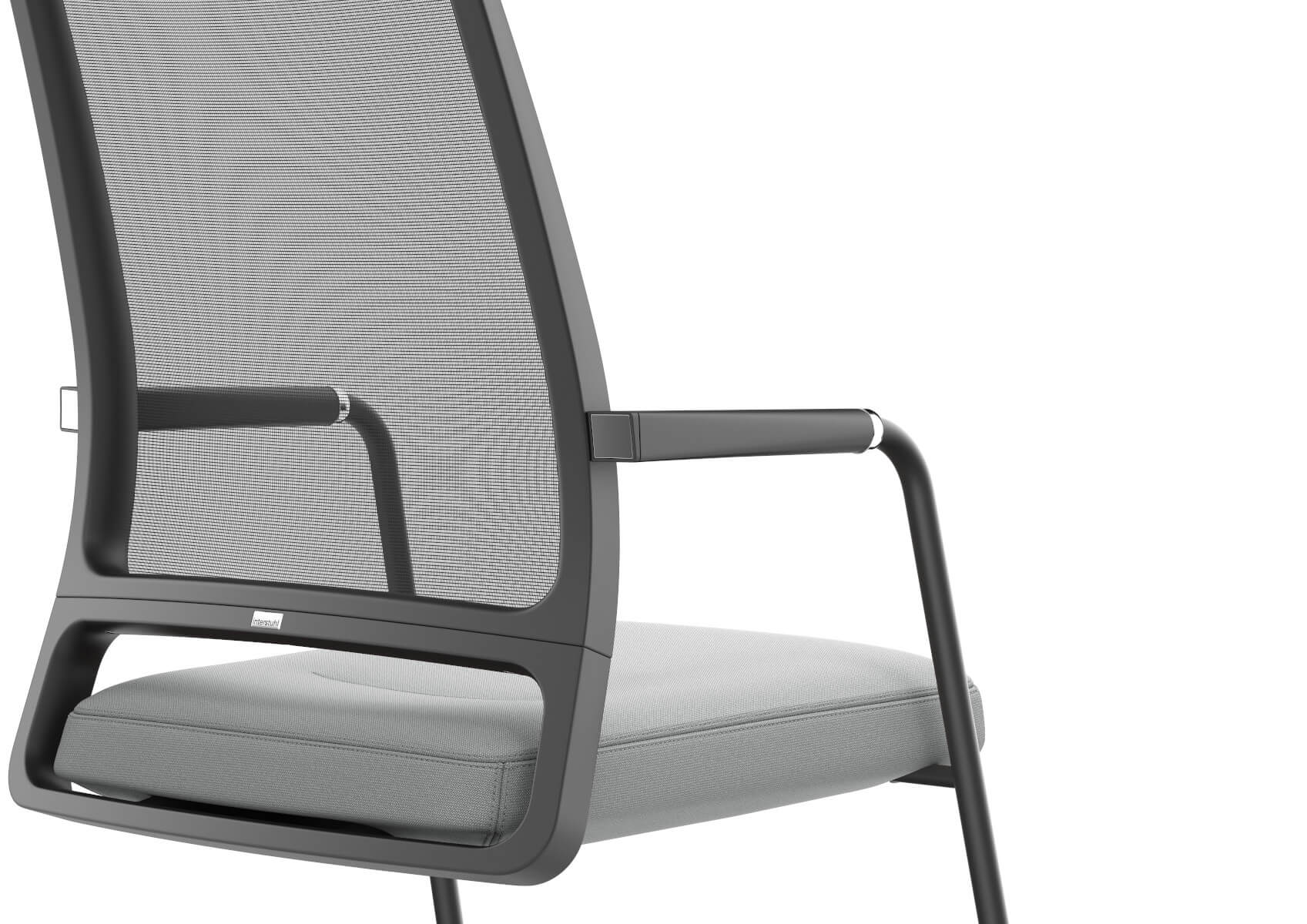 Stilvoller Interstuhl VINTAGEis5 57V7 Stuhl mit atmungsaktivem Netzrücken und robustem Gestell.