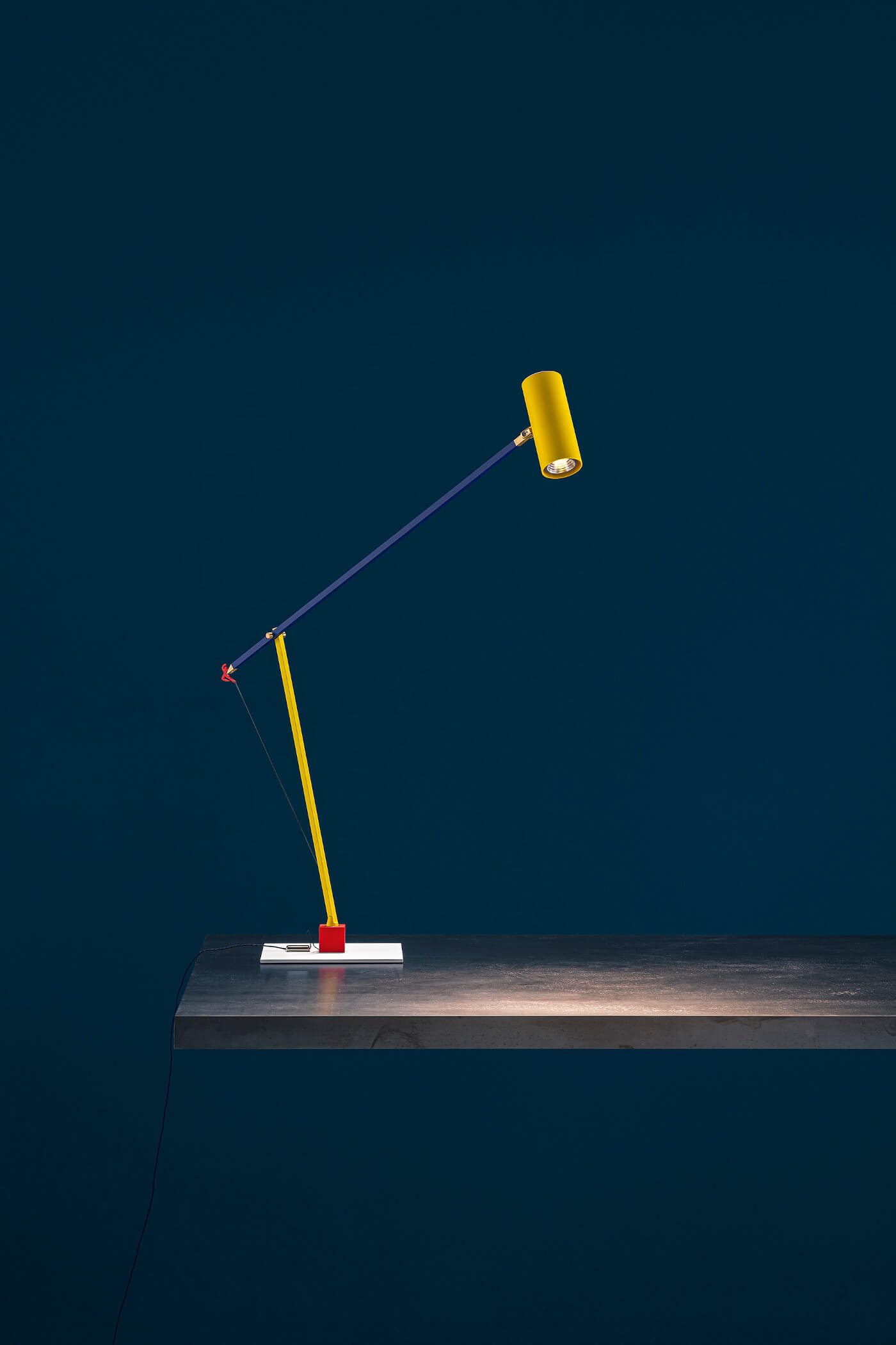 Ettorino T Tischleuchte, mehrfarbig