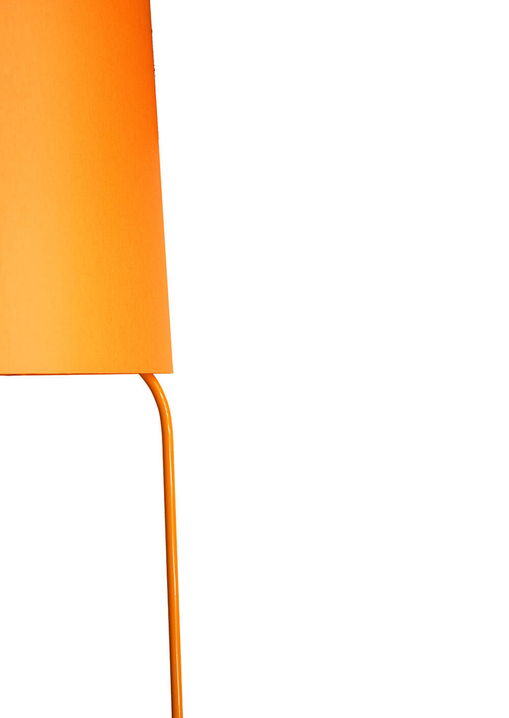 FRAUMAIER SlimSophie Stehleuchte, orange, schlankes LED-Design, dimmbar, stilvolle Beleuchtung für Wohnzimmer & Büro