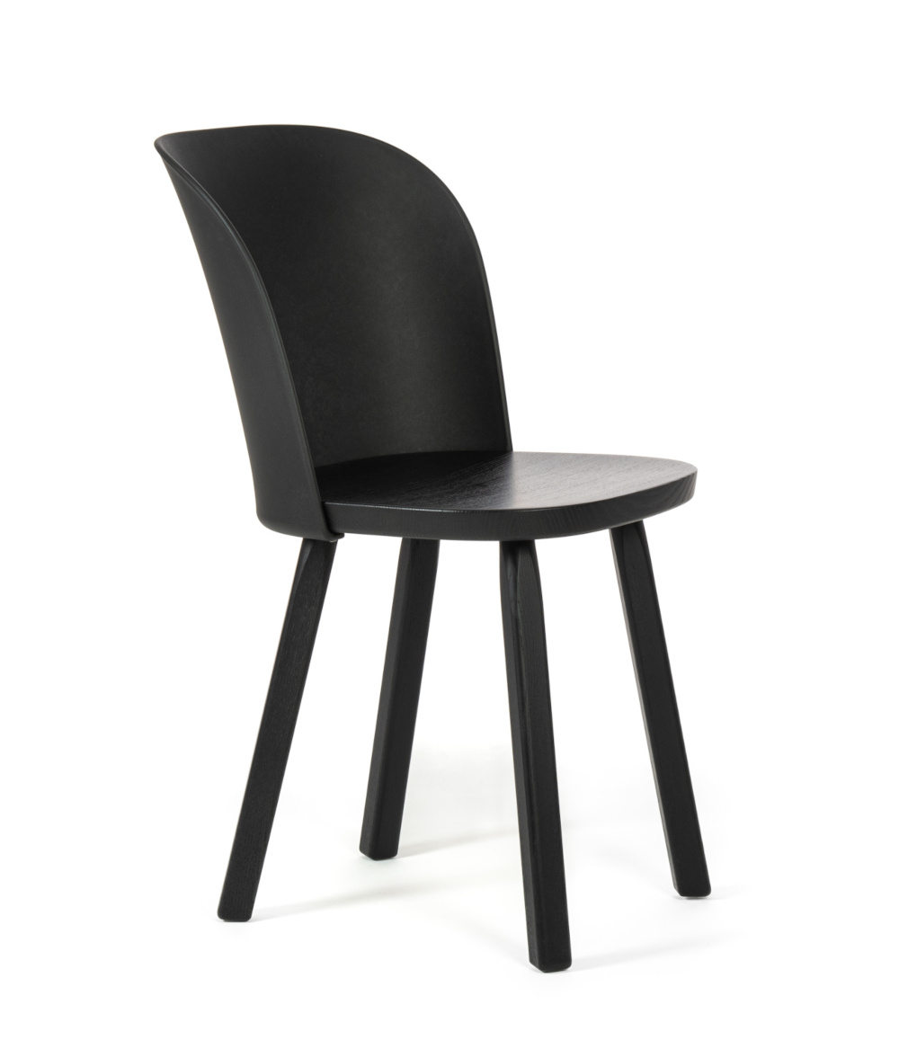 Magis Alpina Stuhl, schwarzes Eschenholz, ergonomisch, robust, zeitloses italienisches Design, langlebig