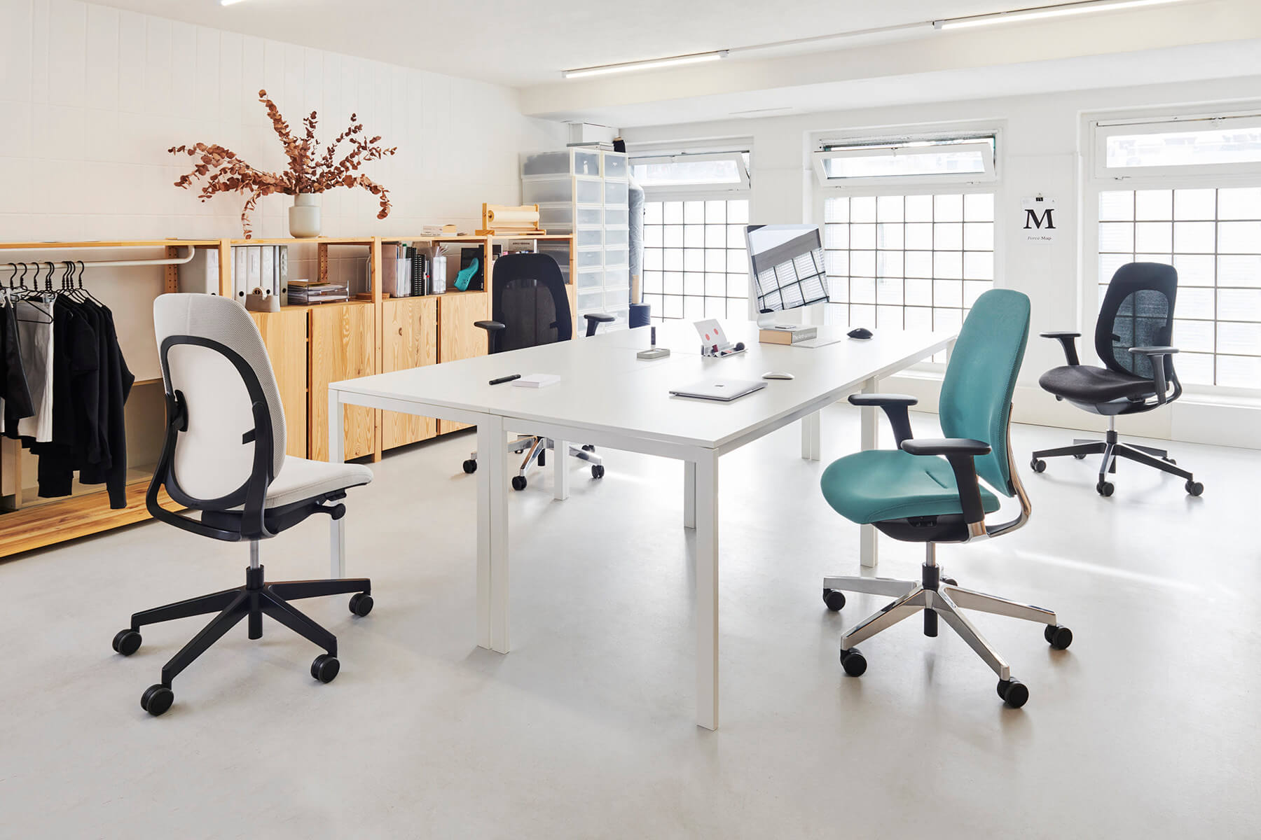 Giroflex 40-4049 Bürostuhl, ergonomischer Netzrücken, Sitz höhenverstellbar, ideal fürs Büro