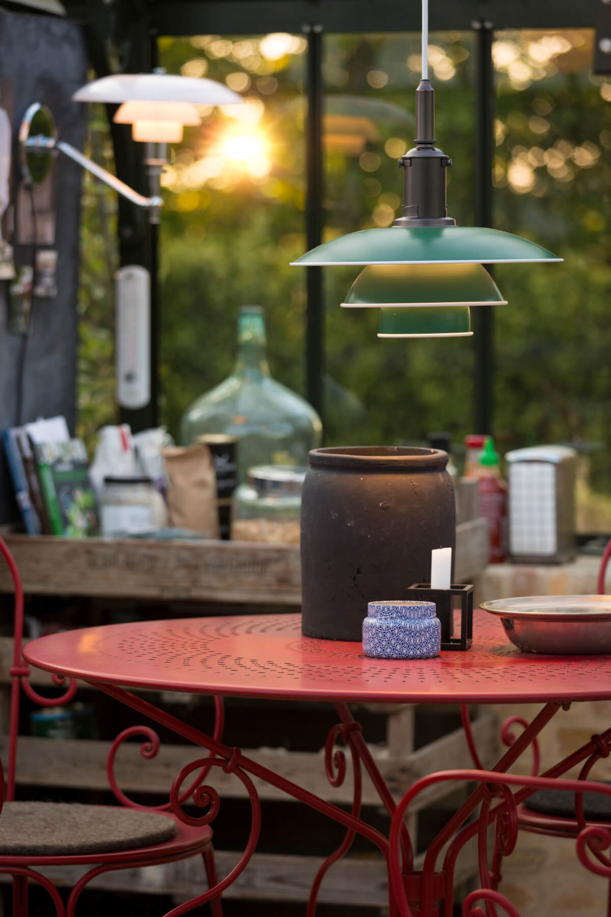 Louis Poulsen PH 3½-3 Pendelleuchte aus Metall, blendfreies Licht mit skandinavischem Design für Zuhause.