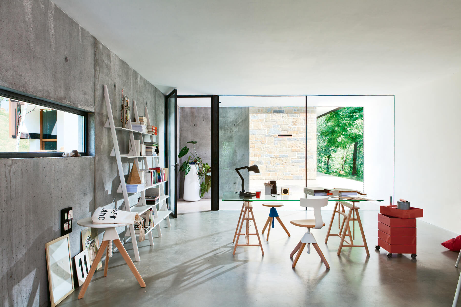 Moderner Magis Tom The Wild Bunch Hocker, ergonomisch, elegant und langlebig – italienisches Design für jeden Raum