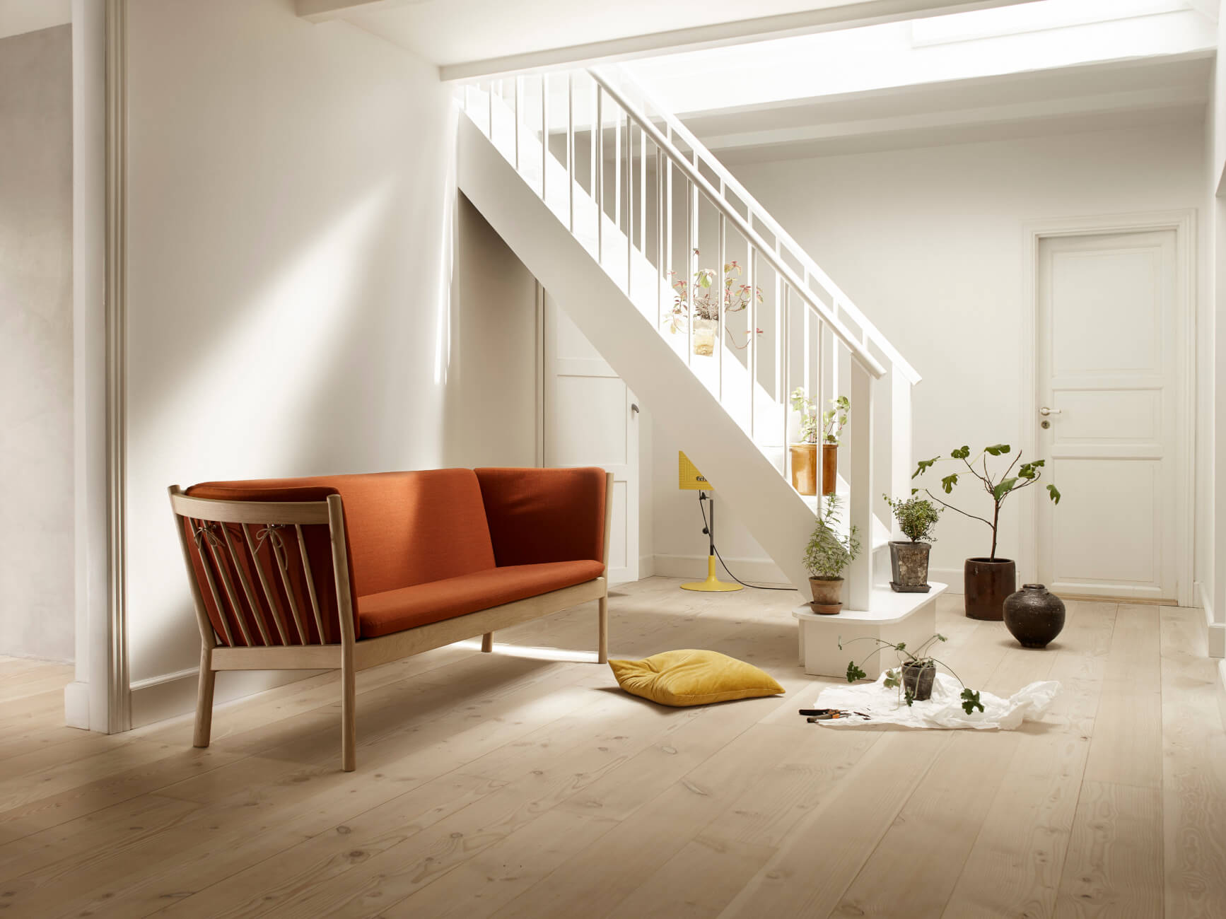 Moderner J148 2-Sitzer von FDB Møbler, gemütlich und elegant – ideal für Wohnzimmer oder Lounge-Bereiche