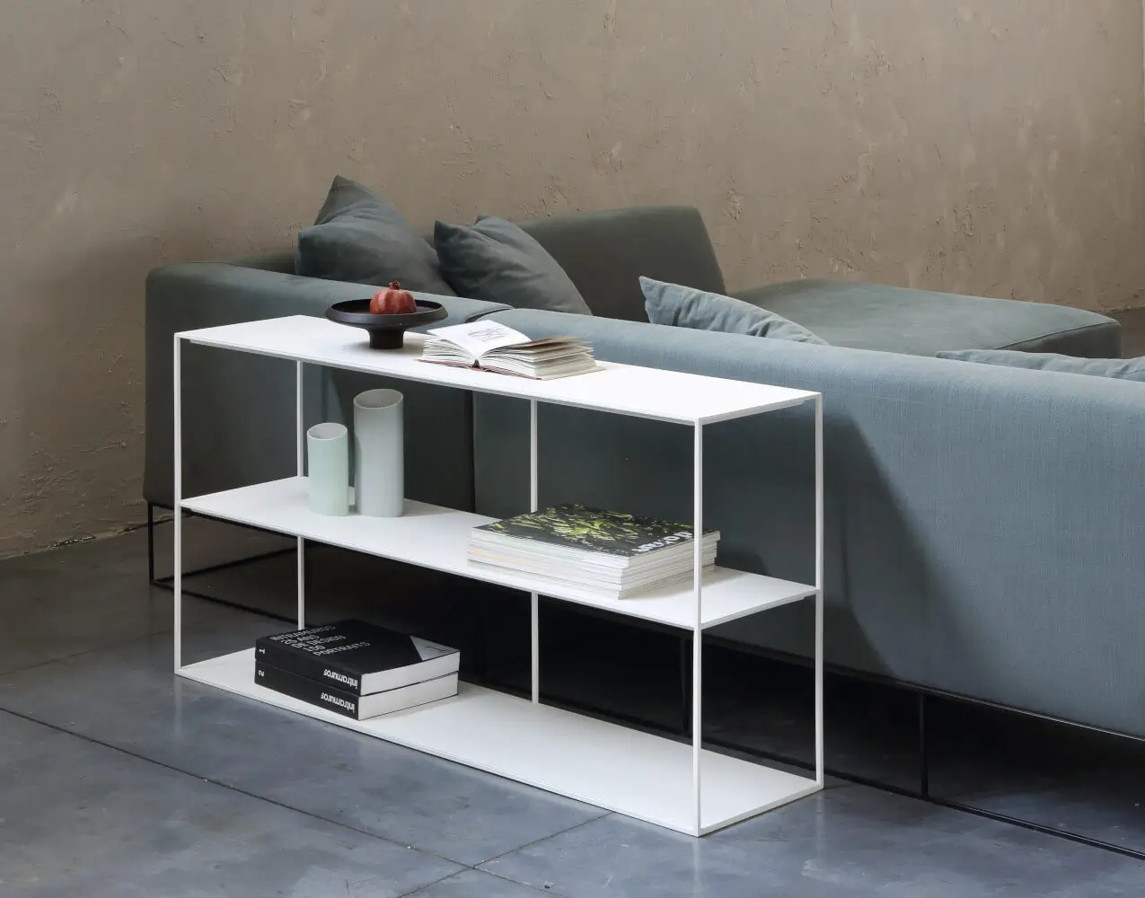 Zeus Slim Irony Sideboard mit filigranem Stahlrahmen als vielseitiges Aufbewahrungsmöbel