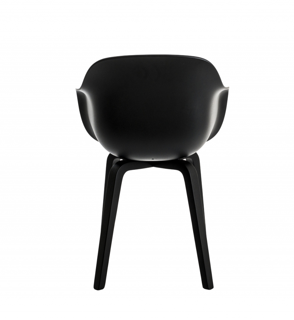 Magis Substance Armlehnstuhl, Esche schwarz, moderner Armlehnstuhl, ergonomisch, stilvolles Design