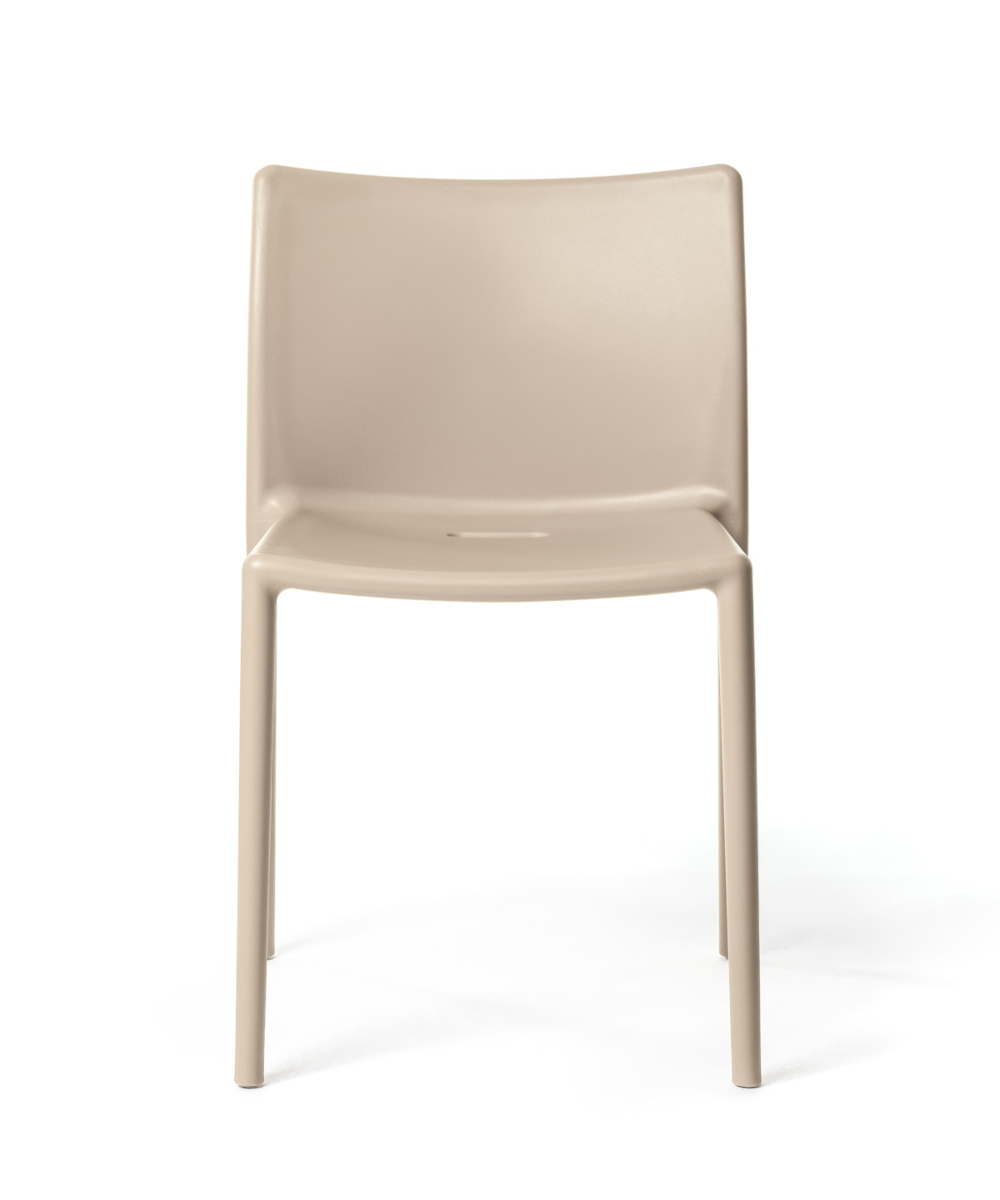 Magis Air-Chair beige – moderner italienischer Armlehnstuhl Magis Air-Chair beige, moderner Armlehnstuhl, komfortabel, leicht, hochwertiges italienisches Design
