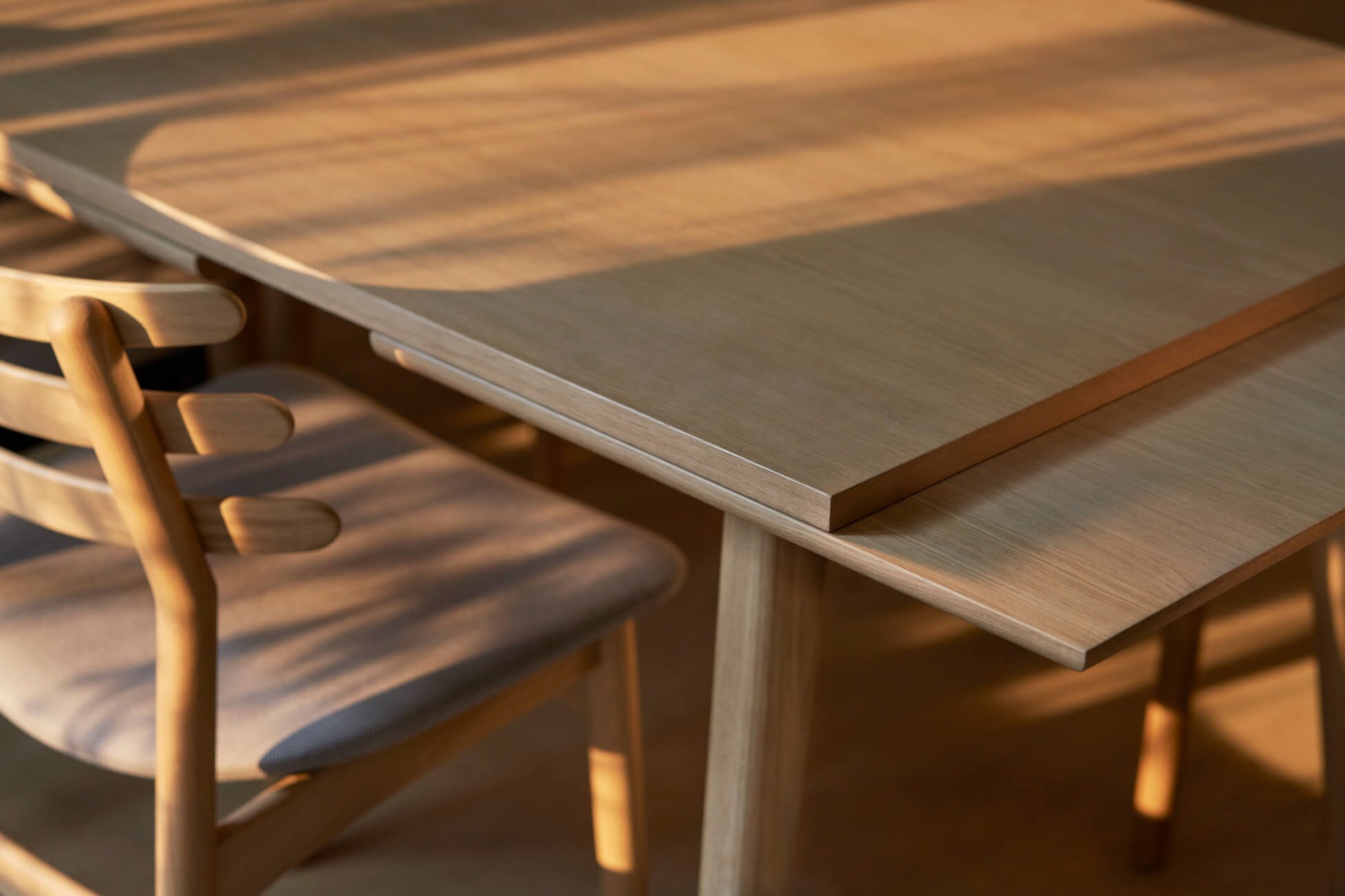 FDB Møbler C65 Astrup Ausziehtisch, ausziehbar und robust, perfekt für Familie oder Gäste – stilvolles Ambiente