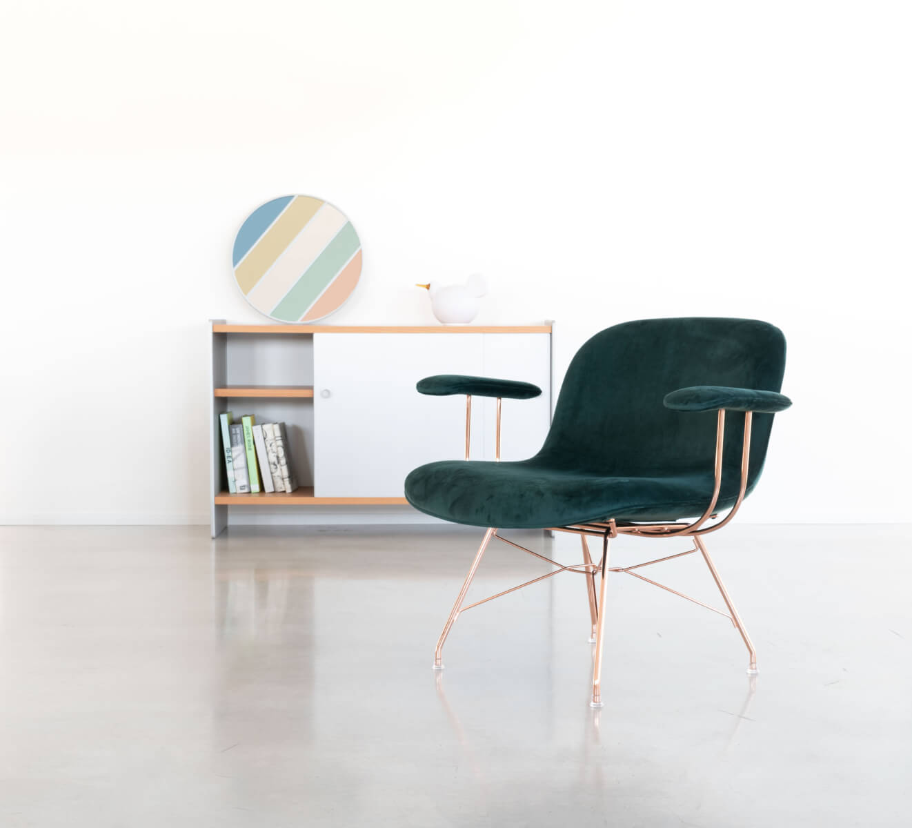 Magis Troy Sessel, stilvoll im Essbereich platziert, ergonomisch und leicht – Premium-Qualität Made in Italy