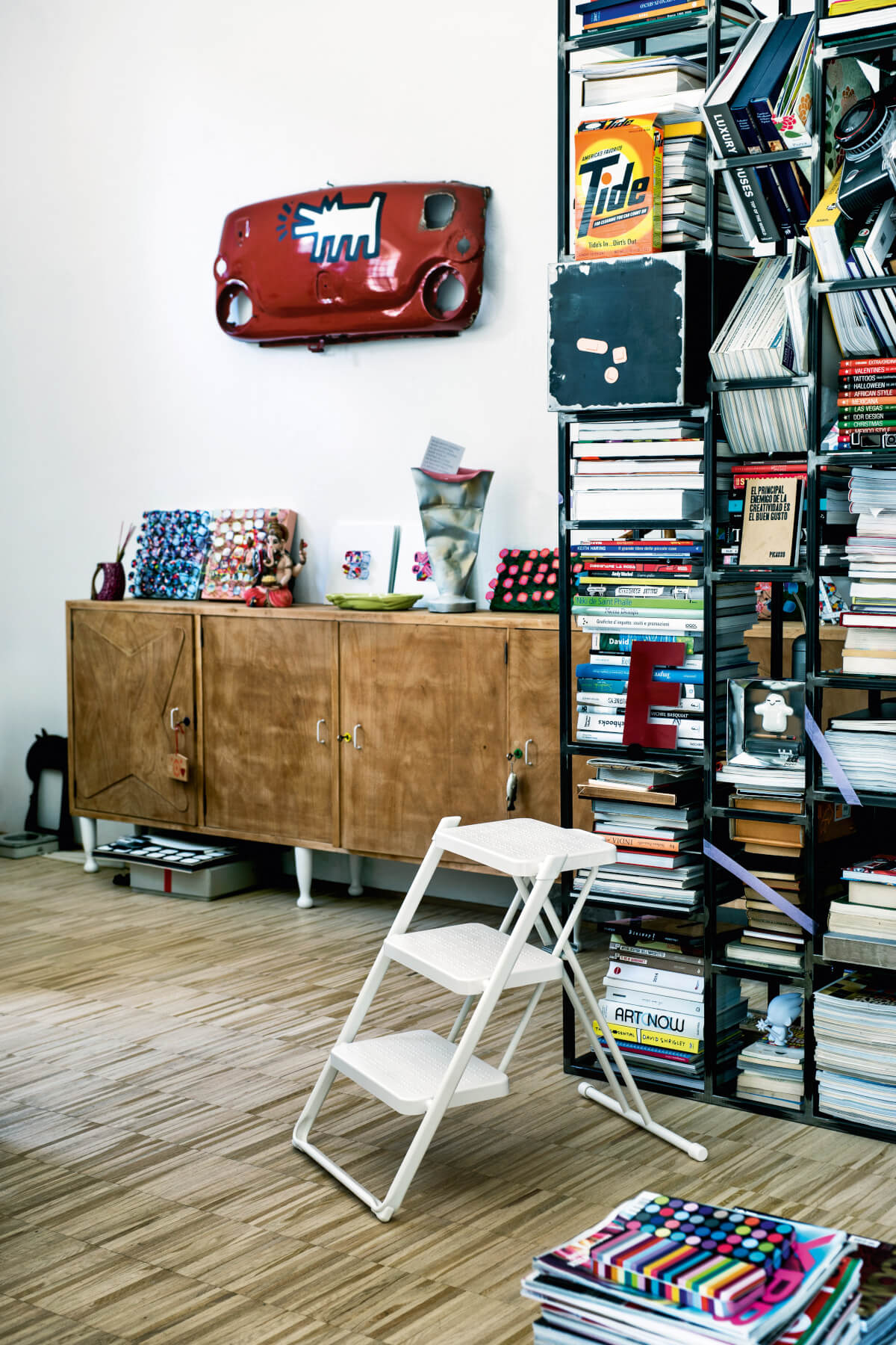 Magis Nuovastep Stufenleiter, leicht, stabil und hochwertig – modernes italienisches Design für Wohn- und Arbeitsbereiche