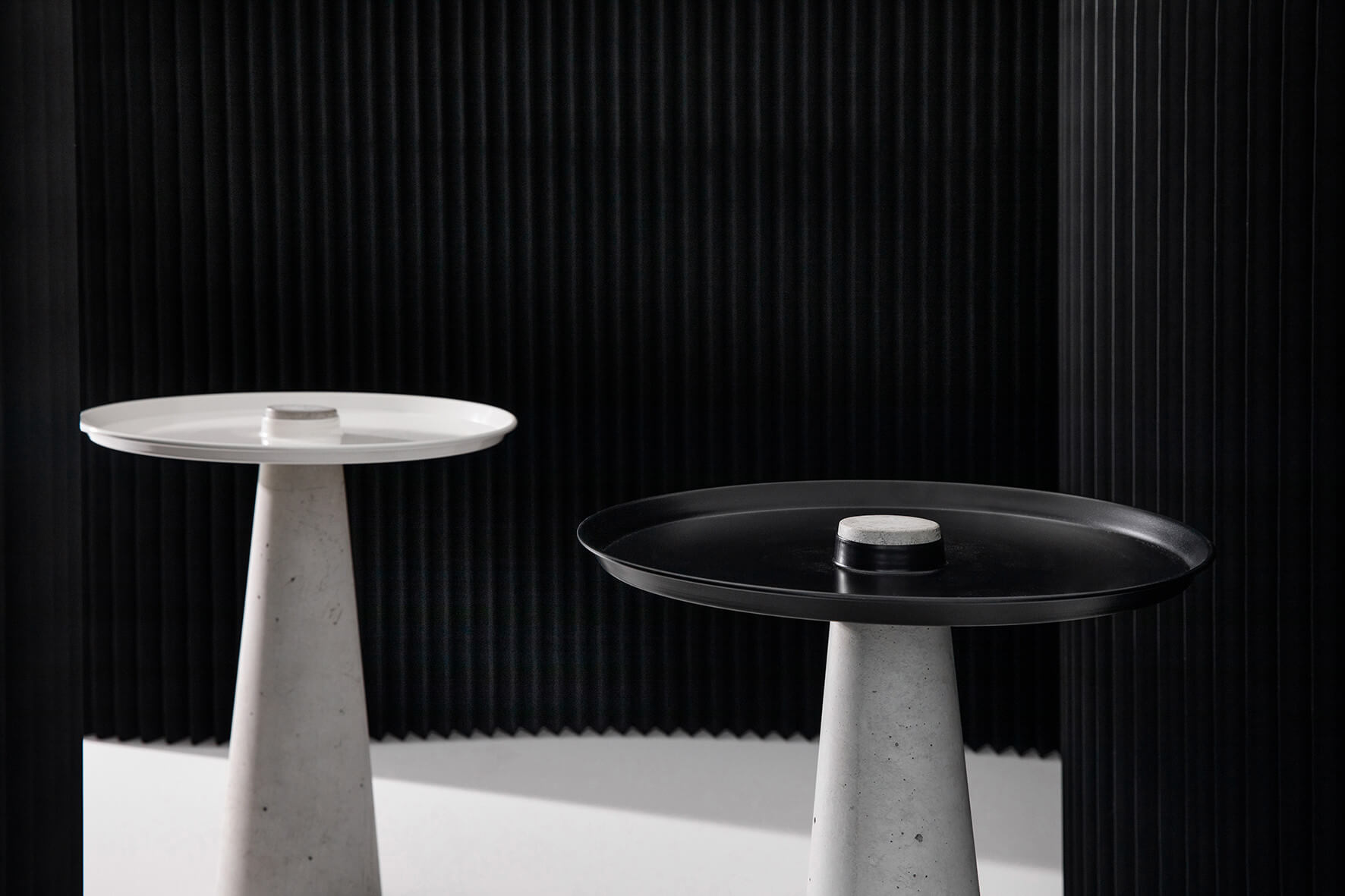 W-Move Table von Wagner eleganter Holz-Beistelltisch, kompakt, stabil und vielseitig für Wohnzimmer oder Büro geeignet