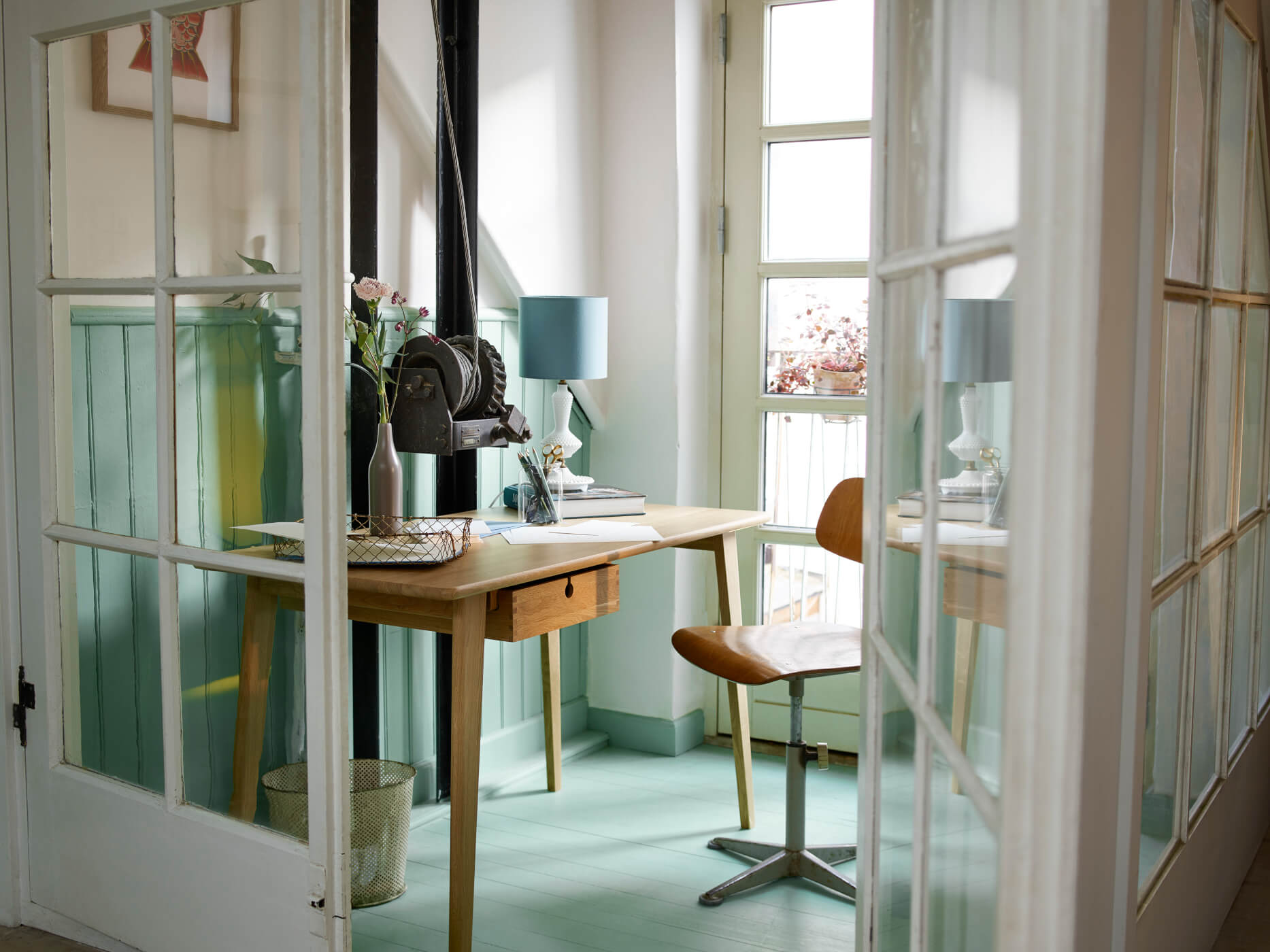 FDB Møbler C67 Butler Schreibtisch aus Eiche natur im Home-Office – elegant, funktional und hochwertig verarbeitet